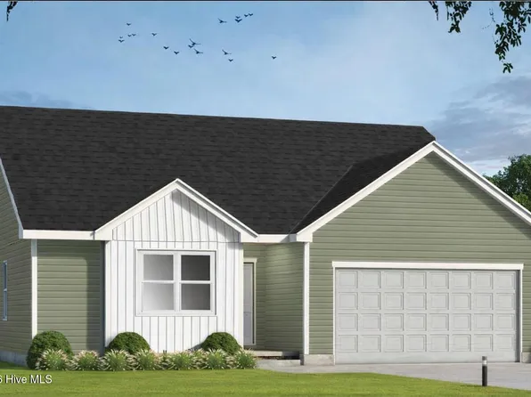 111 William Gurganus Road, Maple Hill, NC 28454