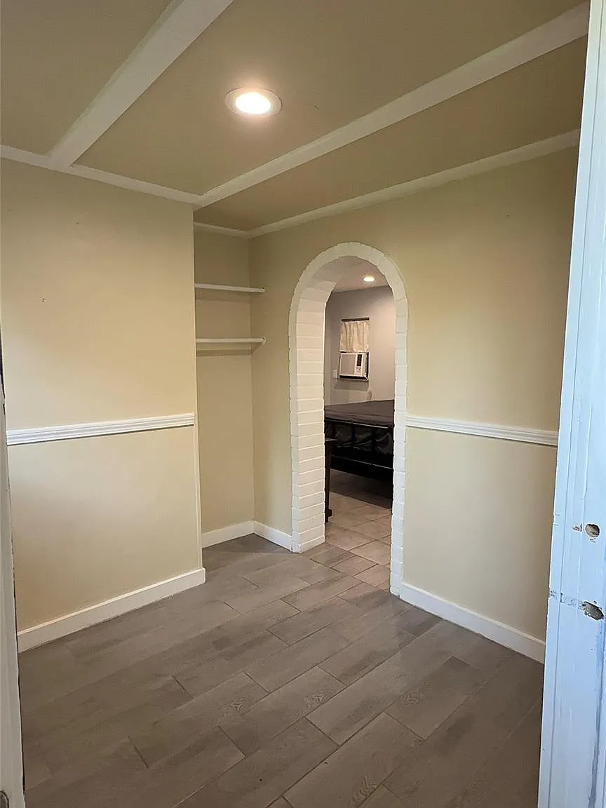 1 bed, 1.0 bath, $950 — Photo 3