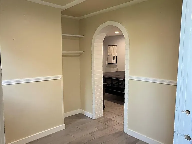 3821 Moore St — Photo 3
