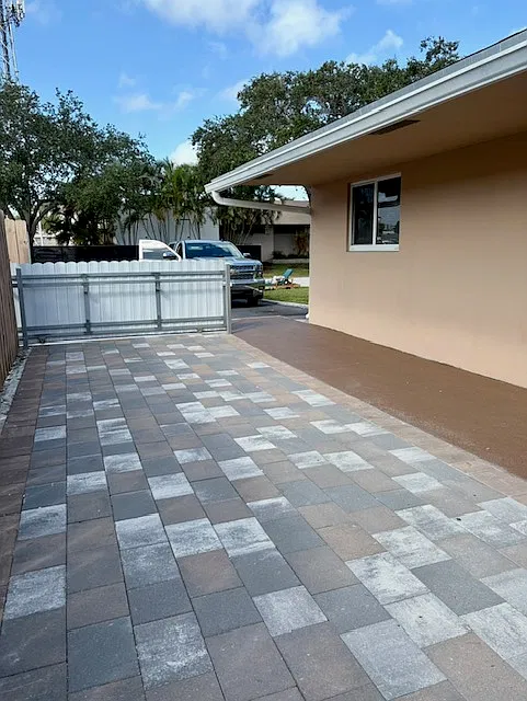 2 bed, 850 sqft, $1,800 — Photo 2