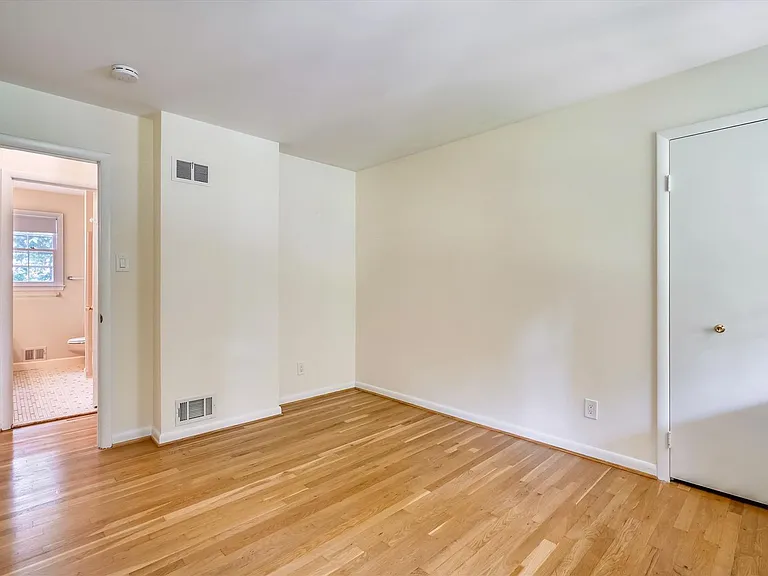 11200 Powder Horn Dr — Photo 34