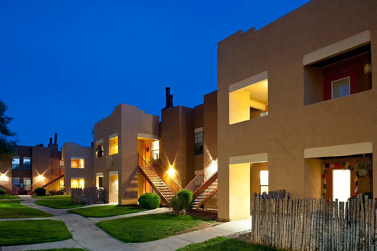 Rancho Carrera Apartments — Photo 2