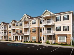 1410 Curry Rd #422, Schenectady, NY 12306