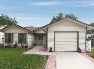 5826 Darren Ct N, Clearwater, FL 33760