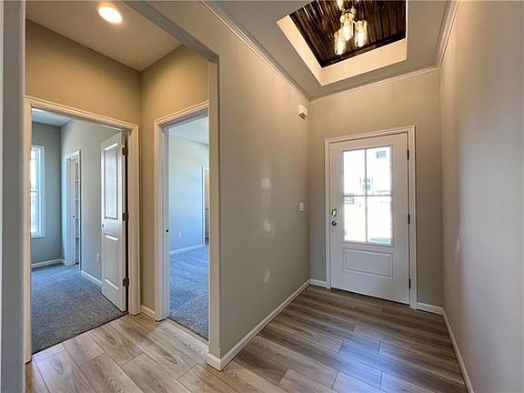 2nd image of 8109 Holly Dr
