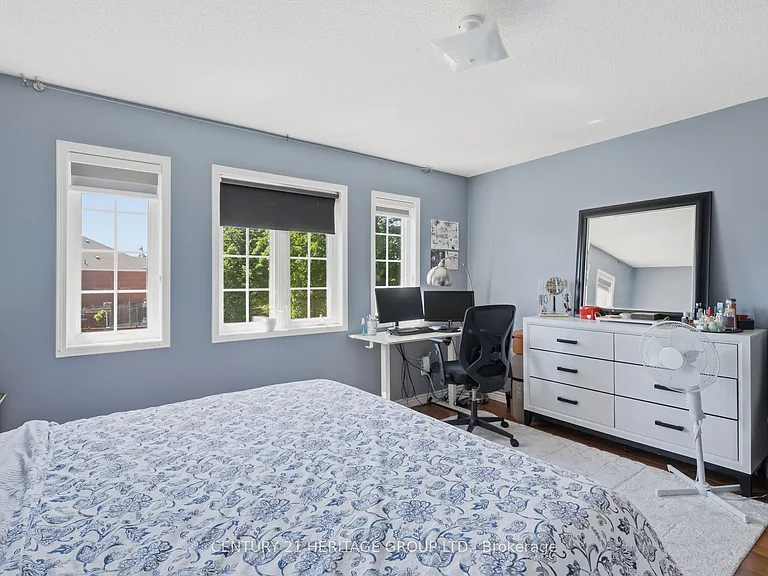 8 Caruso Dr — Photo 18