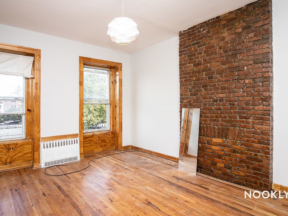 1st image of 564 Willoughby Ave APT 2