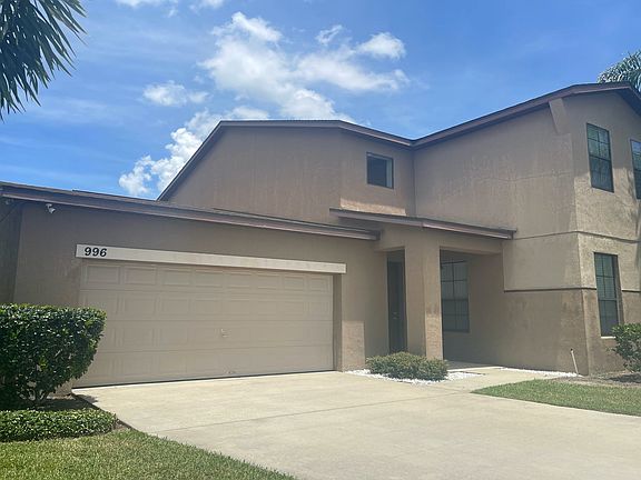 3rd image of 996 Hermosa Way
