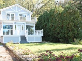 W4151 W End Rd, Lake Geneva, WI 53147