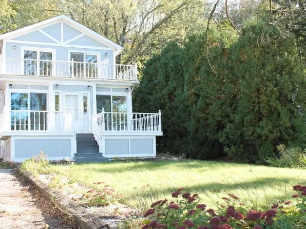 W4151 W End Rd, Lake Geneva, WI 53147