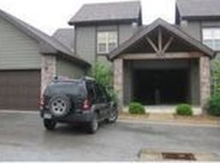 1271 Golf Dr, Branson West, MO 65737