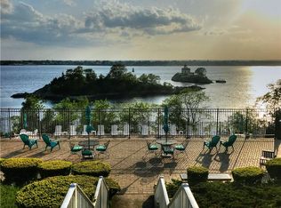 Stonegate, Riverside, RI 02915