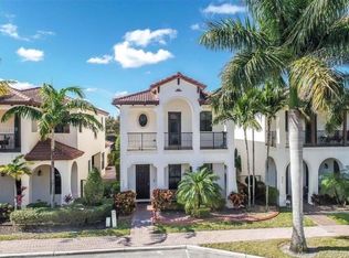 8362 NW 39th Ct, Cooper City, FL 33024