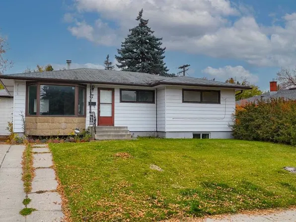 7 E Fullerton Rd SE, Calgary, AB T2H 1E6