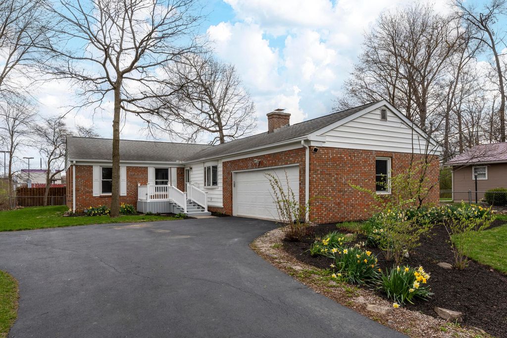Real estate listing image