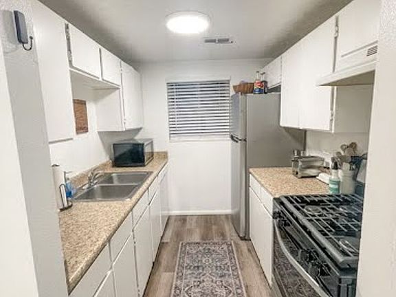 5th image of 473 S State St #215