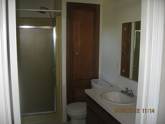 4th image of 15 Vegas Dr