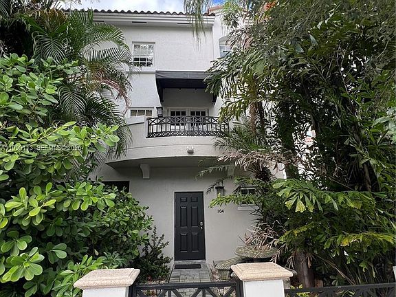 2nd image of 33134 Coral Way