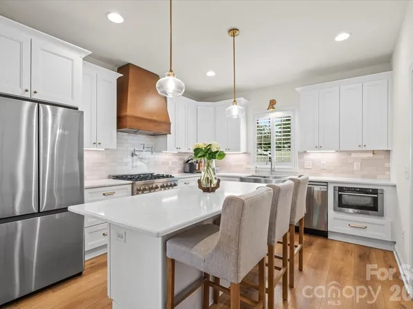 298 Kerr St NW, Concord, NC 28025