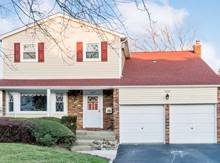 3087 Susan Rd, Bellmore, NY 11710