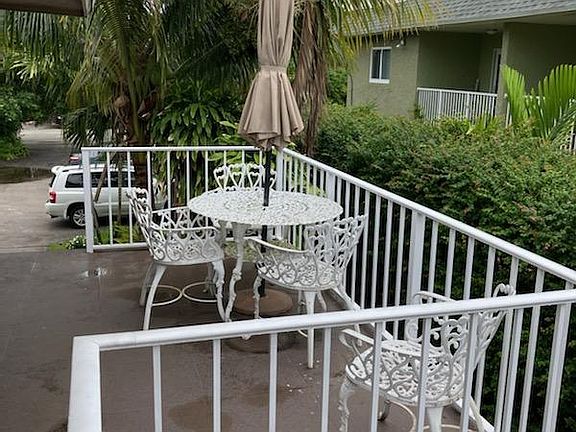 2ND FLOOR PATIO NEAR FRONT DOOR