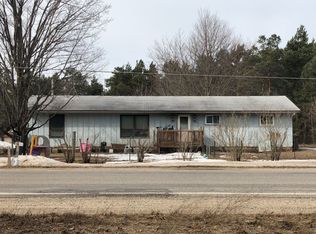 2752 Sawyer Rd, Traverse City, MI 49685