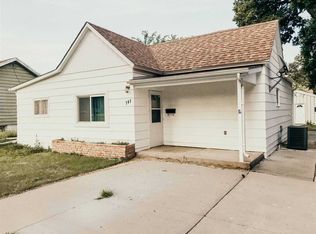 707 W 3rd St, Mccook, NE 69001