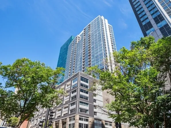 240 E Illinois St APT 1509, Chicago, IL 60611