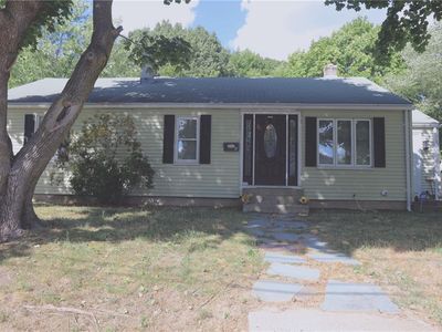 37 Norfolk Rd, Warwick, RI, 02886