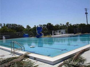 6104 Hopkins Dr N, Bradenton, FL 34207