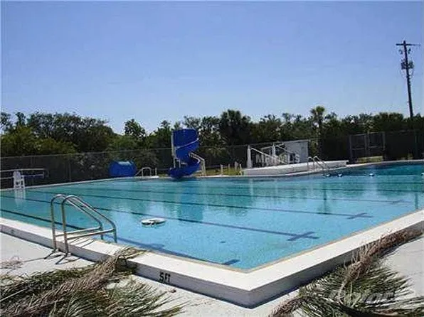 6104 Hopkins Dr N, Bradenton, FL 34207