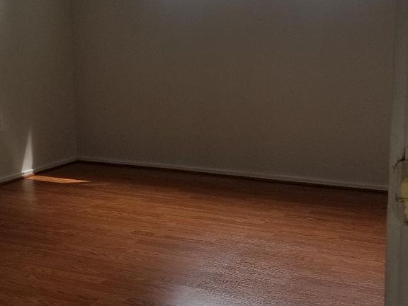 3rd image of 7439 Little River Tpke APT 102