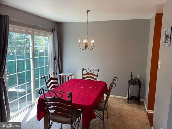 4th image of 653 Alder Ct