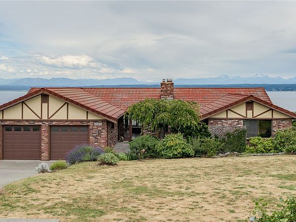 2nd image of 1439 Crestview Dr