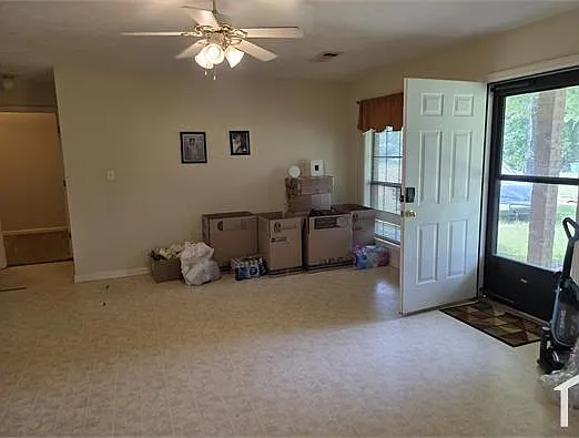 901 Floyd Rd — Photo 12