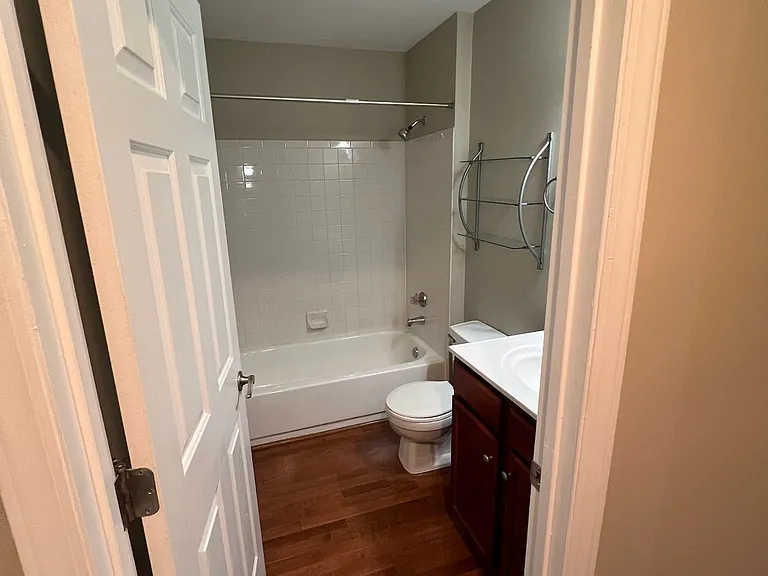 525 Olmsted Park Pl #N — Photo 14