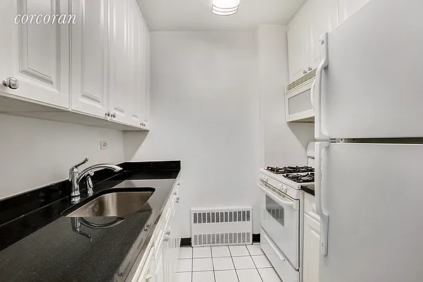 Rented by Corcoran | media 11