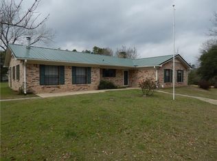 76 Old Tram Ln, Zwolle, LA 71486