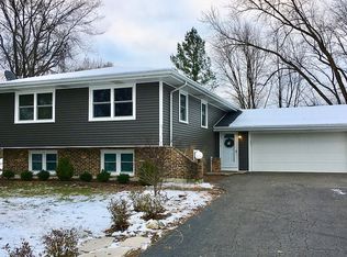 2649 Southcrest Dr, Downers Grove, IL 60516