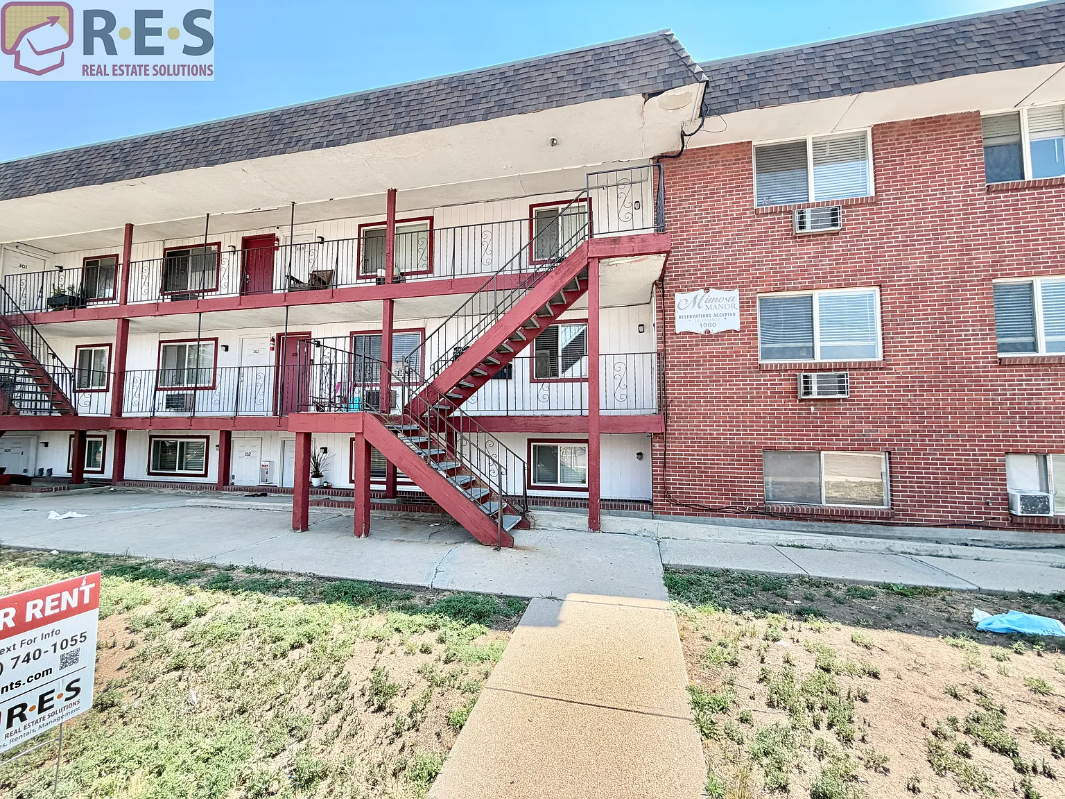 2 bed, 700 sqft, $1,195 — Photo 1