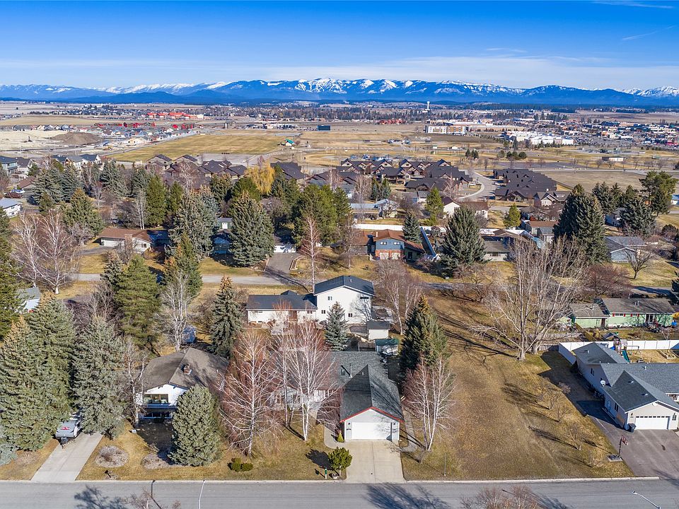 1st image of 405 Summit Ridge Dr