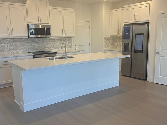 2nd image of 395 N Palm Springs Way