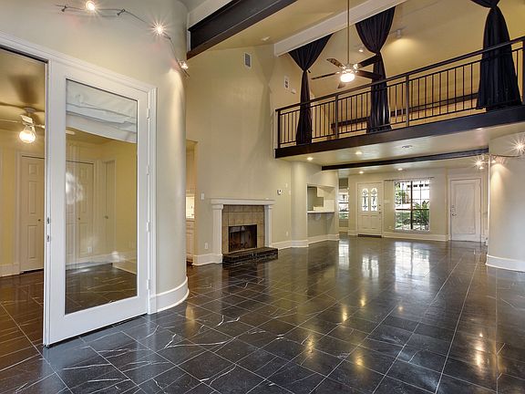 5th image of 3712 Williamsburg Cir