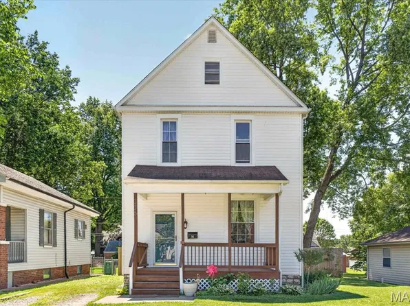 116 N 40th St, Belleville, IL 62226