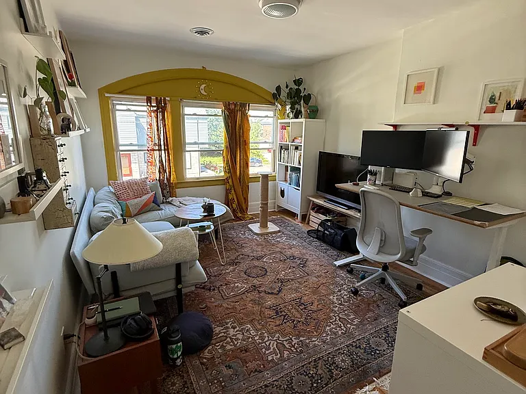 8020 John R St — Photo 2