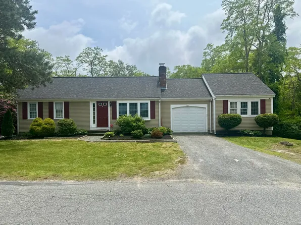 7 Ebenezer Road, Centerville, MA 02632
