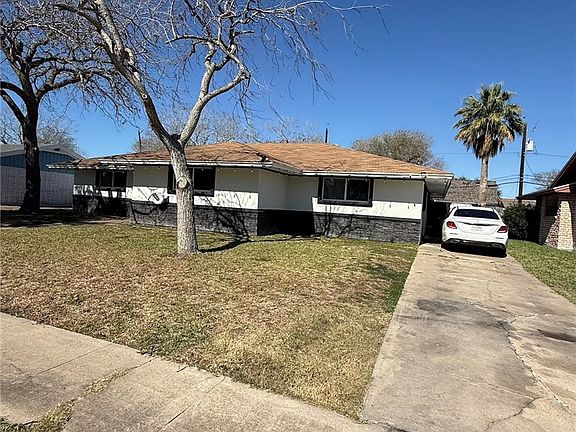 2nd image of 217 Pecos St