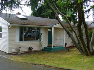 5828 207th Pl SW, Lynnwood, WA 98036