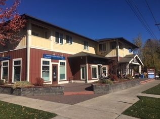 1052 NW Newport Ave, Bend, OR 97703