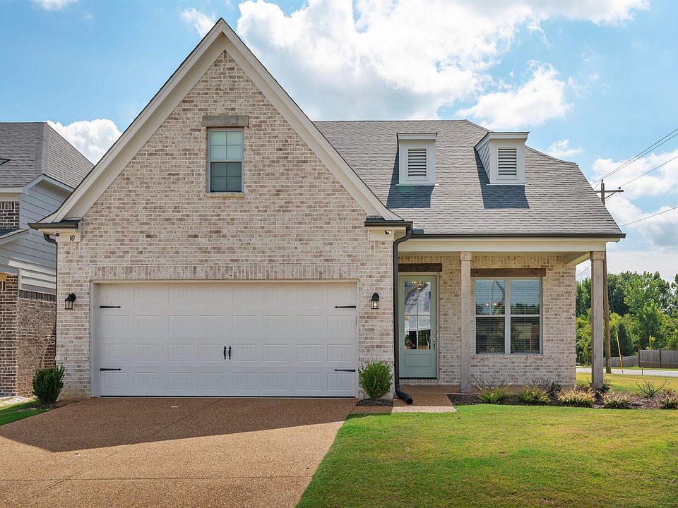 1st image of 10 Chickasaw Trace Dr